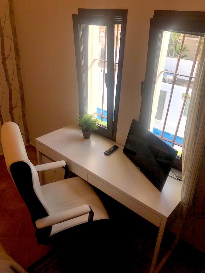 Gatu Premium Villa Lurberri Piscina Privada, 4 Dormitorios, 2 Banos, Parking , Jardines, " Preferente Mayores De 25 Anos Y Familias " In Y Barbacoa Chiclana de la Frontera Eksteriør billede